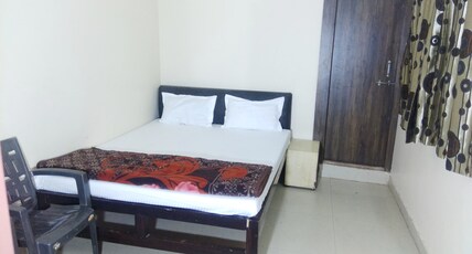 HOTEL SHRI KRISHNA Room Type - AIR COOLED Non Ac STANDARD Room