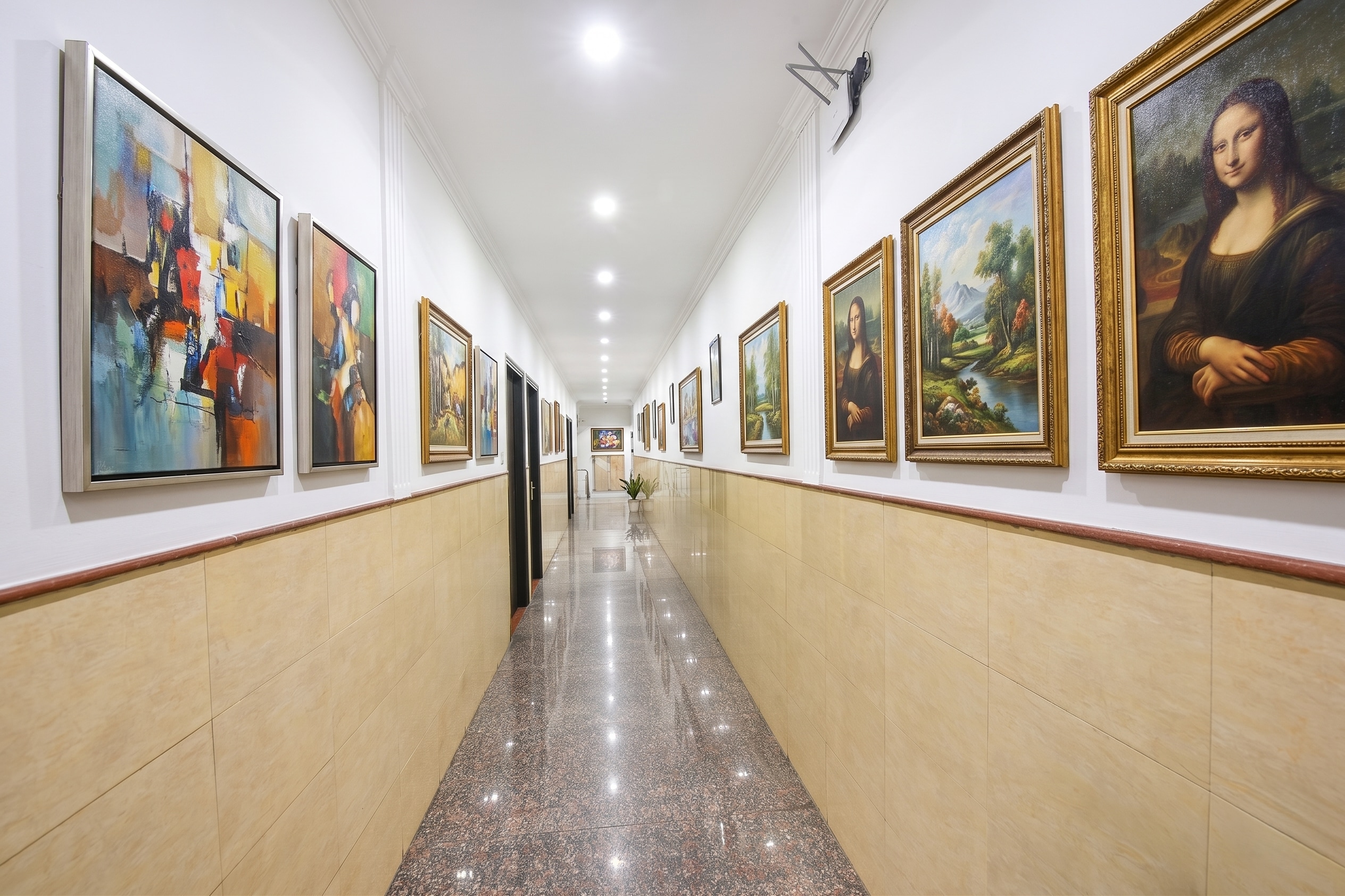 Main gallery