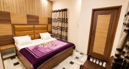 Hotel Marwari Room Type - Double Bed Room with Air Conditioning