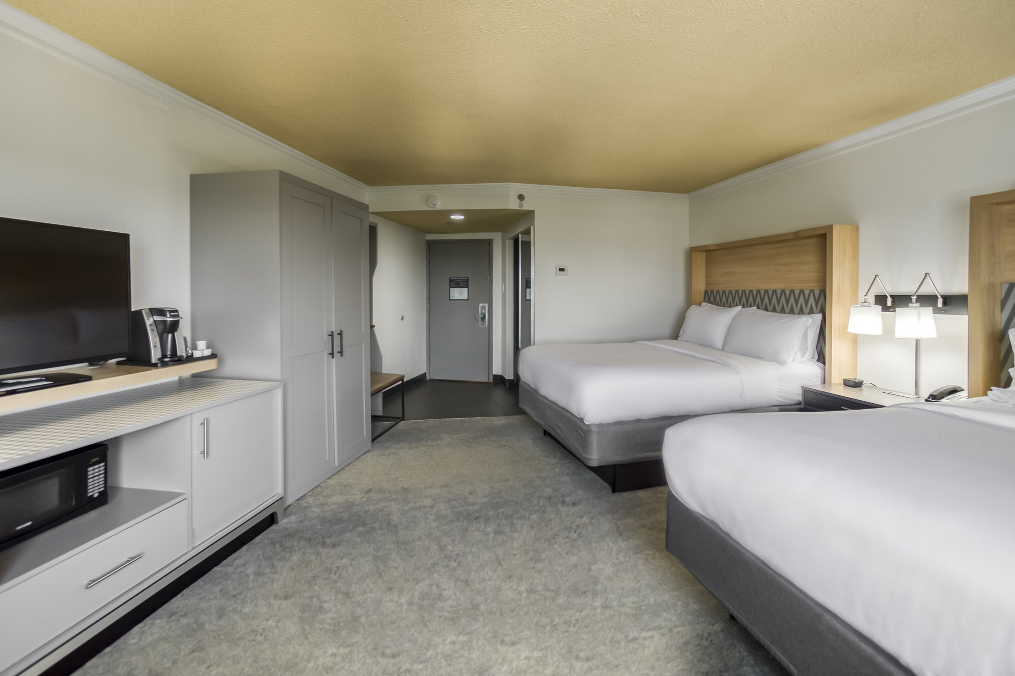 Holiday Inn MOBILE-DWTN/HIST. DISTRICT - Tap to explore photos