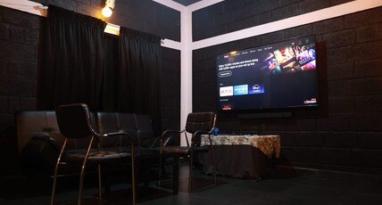 Ponnappas Court. Room Type - Luxury Cottage Villa
