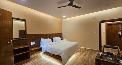 Hotel Jyonar Palace Room Type - Executive Room