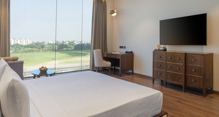 Clarks Inn Kharar Mohali Room Type - Premium Room