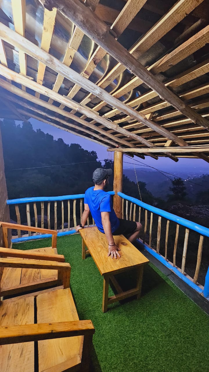 Himani hamlet - Tap to explore photos