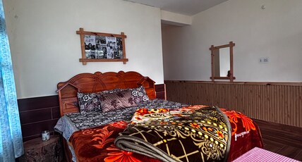 Snow View Guest House Room Type - DELUXE ROOM [A-9]