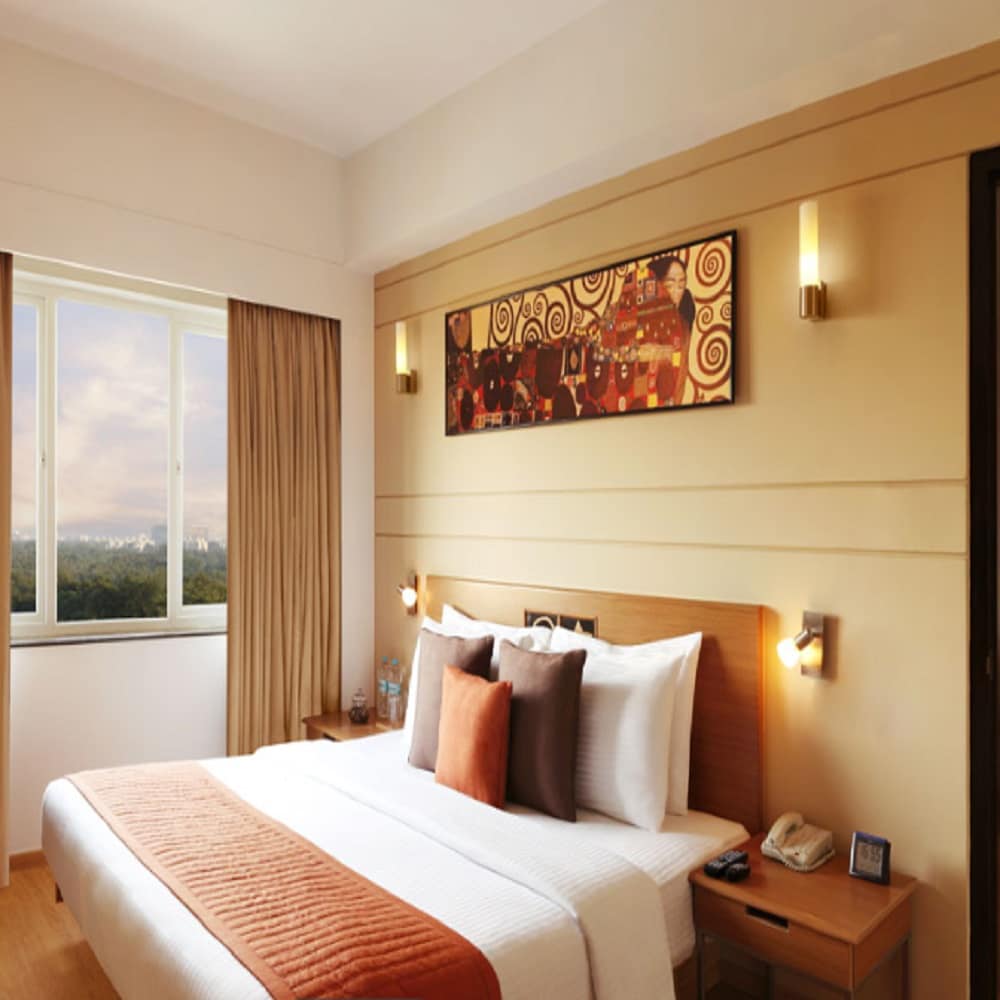 Lemon Tree Hotel, Shimona, Chennai - Tap to explore photos