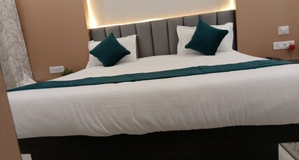PK Hotel Room Type - Luxury Room