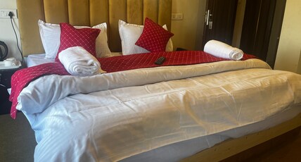 The Castle Room Type - Bedroom 1