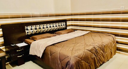 Goyal Galaxy Guest House Room Type - Super Deluxe
