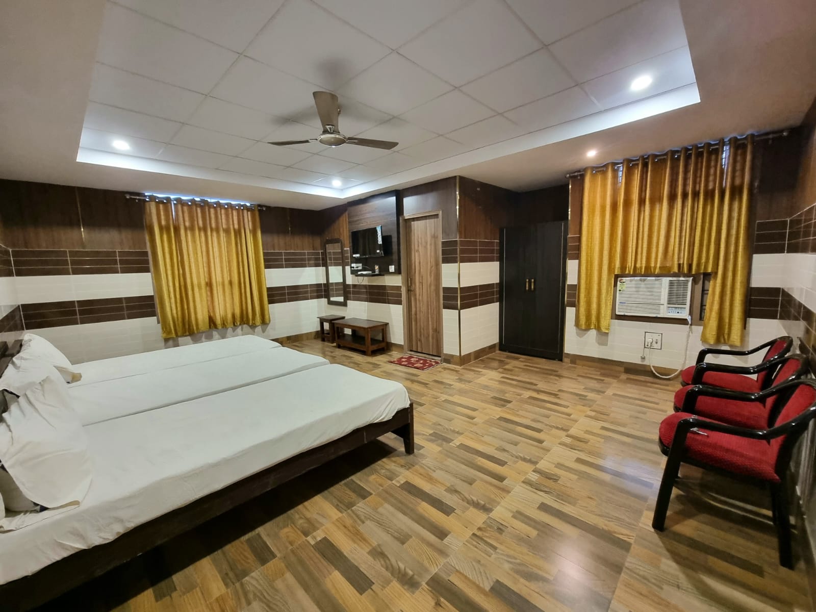 Shobha Banquet and Rooms - Tap to explore photos