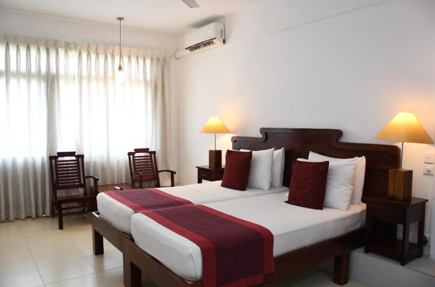 HOTEL LANKA SUPER CORALS - Tap to explore photos