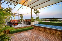 Estrella Suites