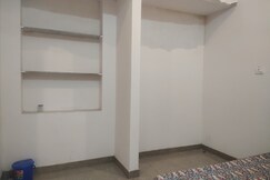 Rajdhani Guest house