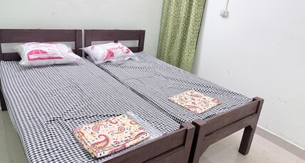 AAA Family Guest House Room Type - Bedroom 5