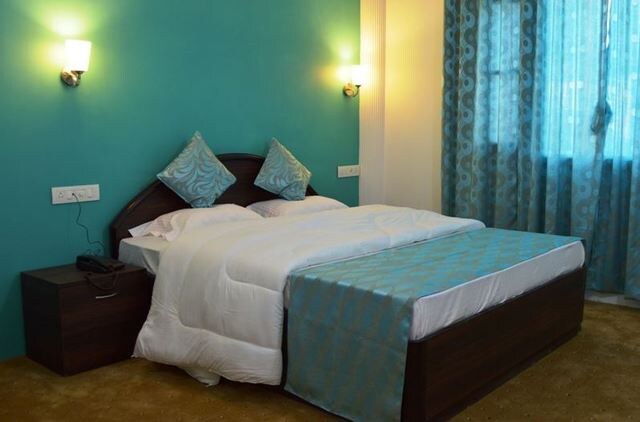 Yasmin Resort - Tap to explore photos