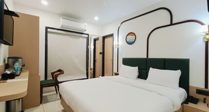 Hotel Midtown Room Type - Premium Room