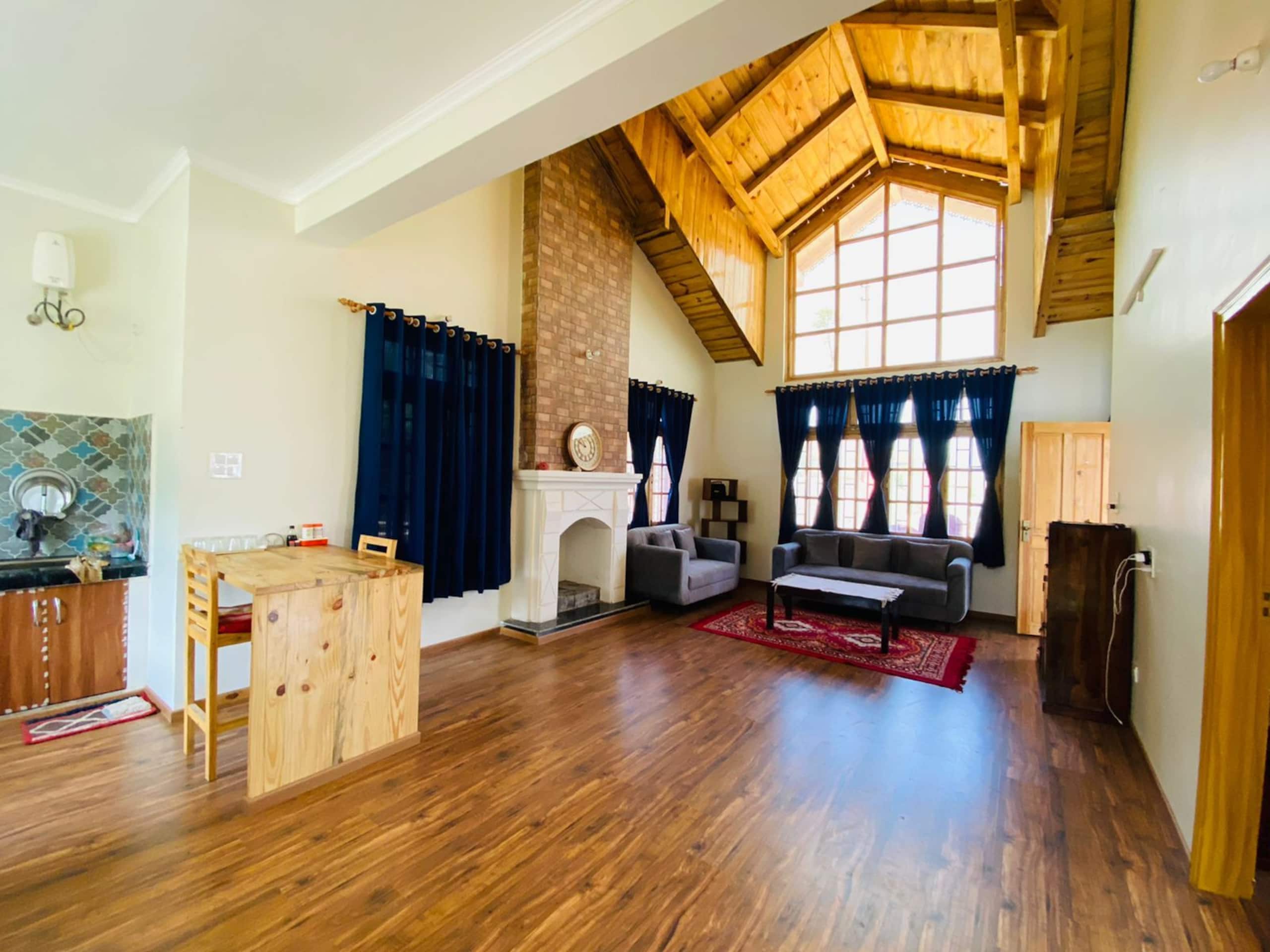 Clever Hills Homestay - Tap to explore photos
