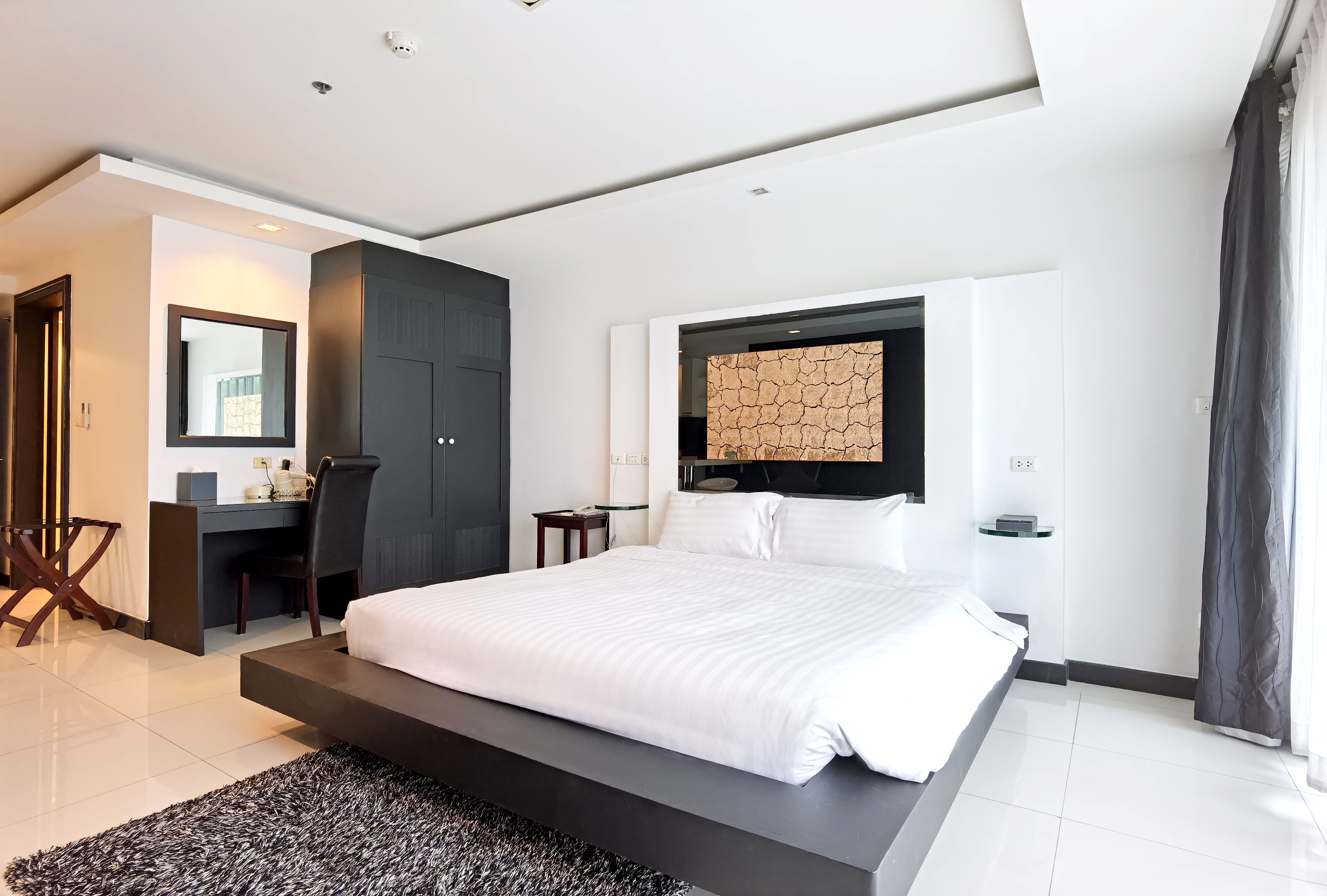 Nova Suites Pattaya by Compass Hospitality - Tap to explore photos
