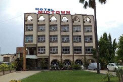 Address of Hotel Mid Town