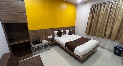Anupam Hotel Room Type - Deluxe Non Ac Room