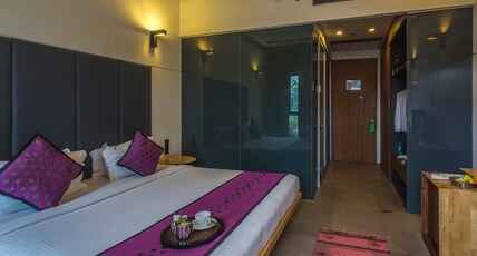 Mana Hotels Room Type - Standard with Private Balcony