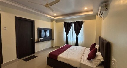 Asian Openbill Room Type - Deluxe Room
