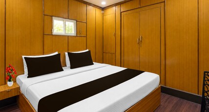 Hotel O Lakdi Ka Pul Formerly Stay Comfort Room Type - Deluxe Room Hotel O Lakdi Ka Pul Formerly Stay Comfort Room Type - Deluxe Room