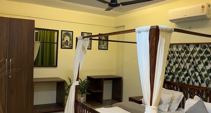 FamJam Stays Room Type - Signature Luxe Balcony Room