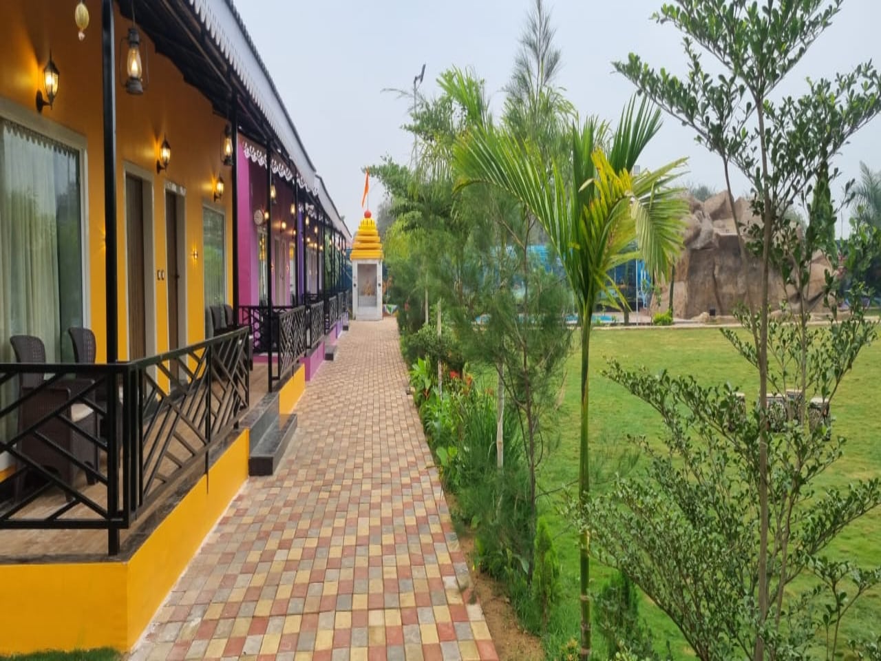 Akshat Green Resort - Tap to explore photos