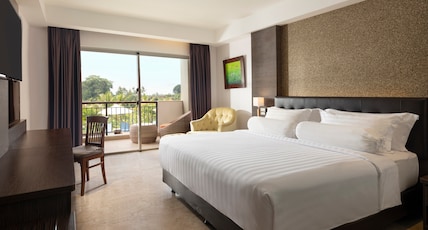 Sthala, a Tribute Portfolio Hotel, Ubud Bali Room Type - Guest room, 1 King, Pool view, Balcony Sthala, a Tribute Portfolio Hotel, Ubud Bali Room Type - Guest room, 1 King, Pool view, Balcony