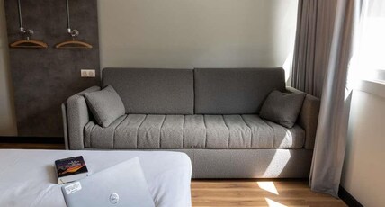 Hotel Ibis Budget Saint Malo Centre Room Type - Accessible Room with one double bed and one bunk bed for two children, non-smoking Hotel Ibis Budget Saint Malo Centre Room Type - Accessible Room with one double bed and one bunk bed for two children, non-smoking