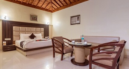 Corbett The Grand Room Type - Classic Cottages