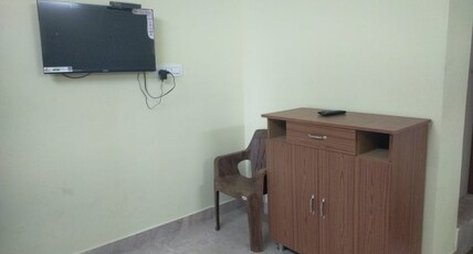 Ravi Residency Room Type - Deluxe Double AC