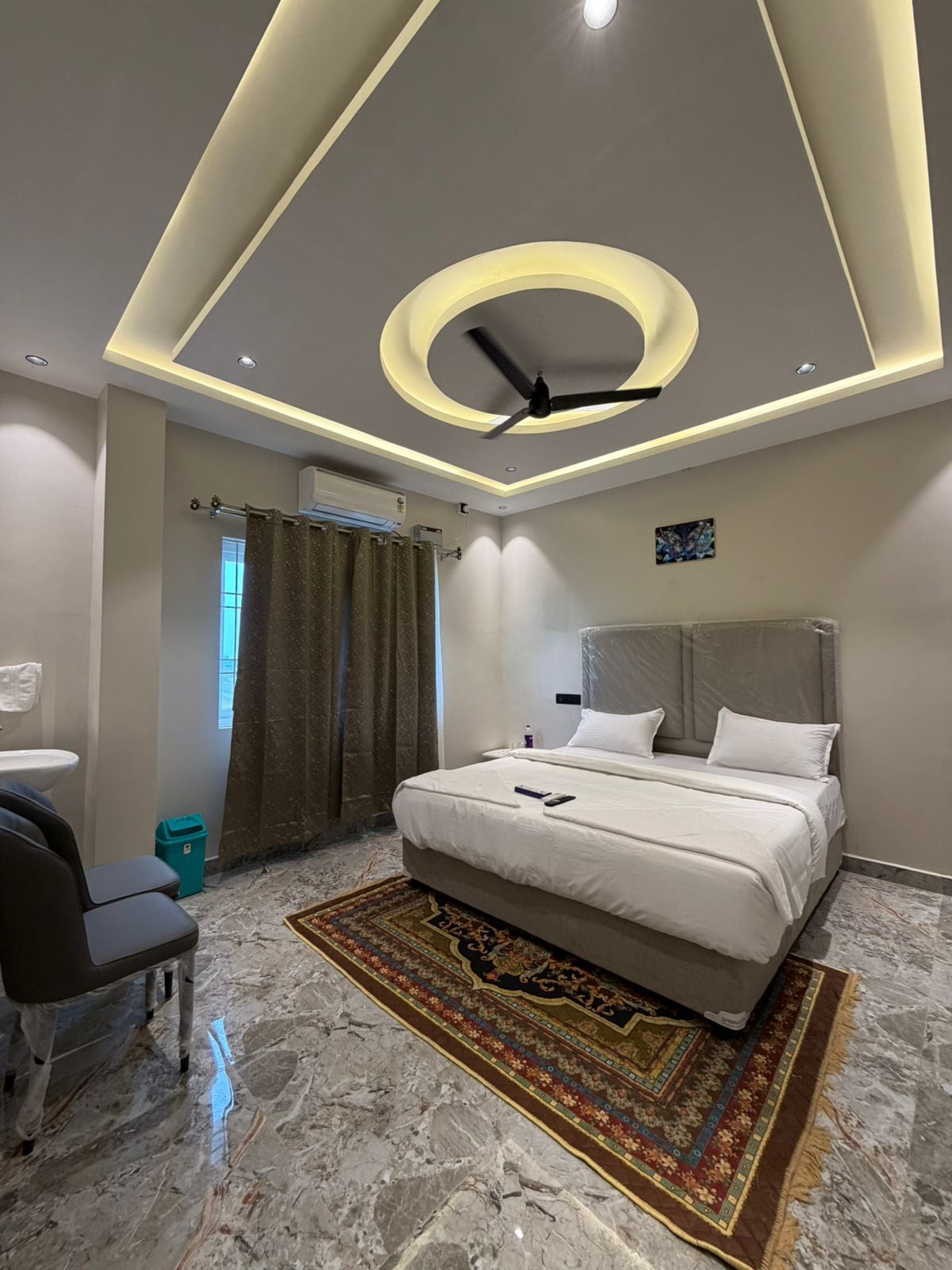 Sasikala Residency - Tap to explore photos