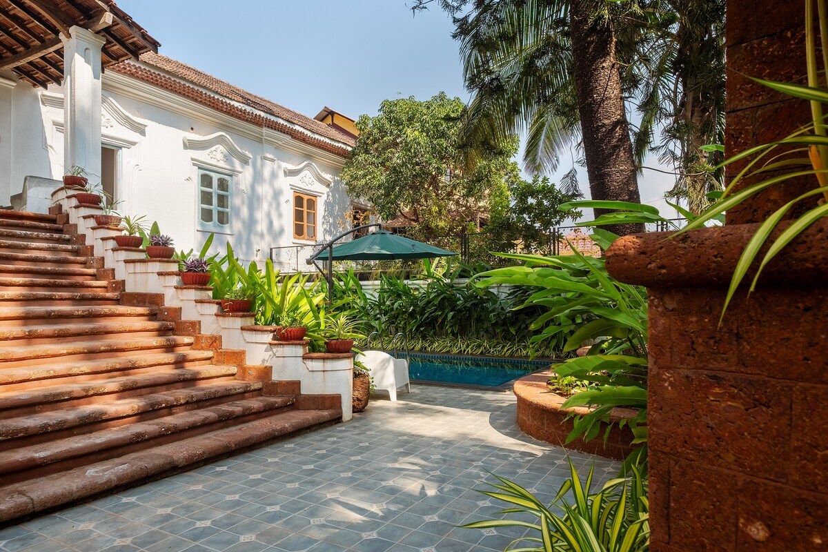 Blossom by CasaFlip Luxury 2BHK in Candolim - Tap to explore photos