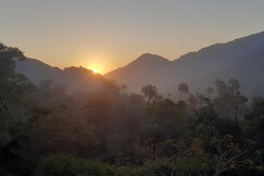 Cliff Canvas Mount Abu