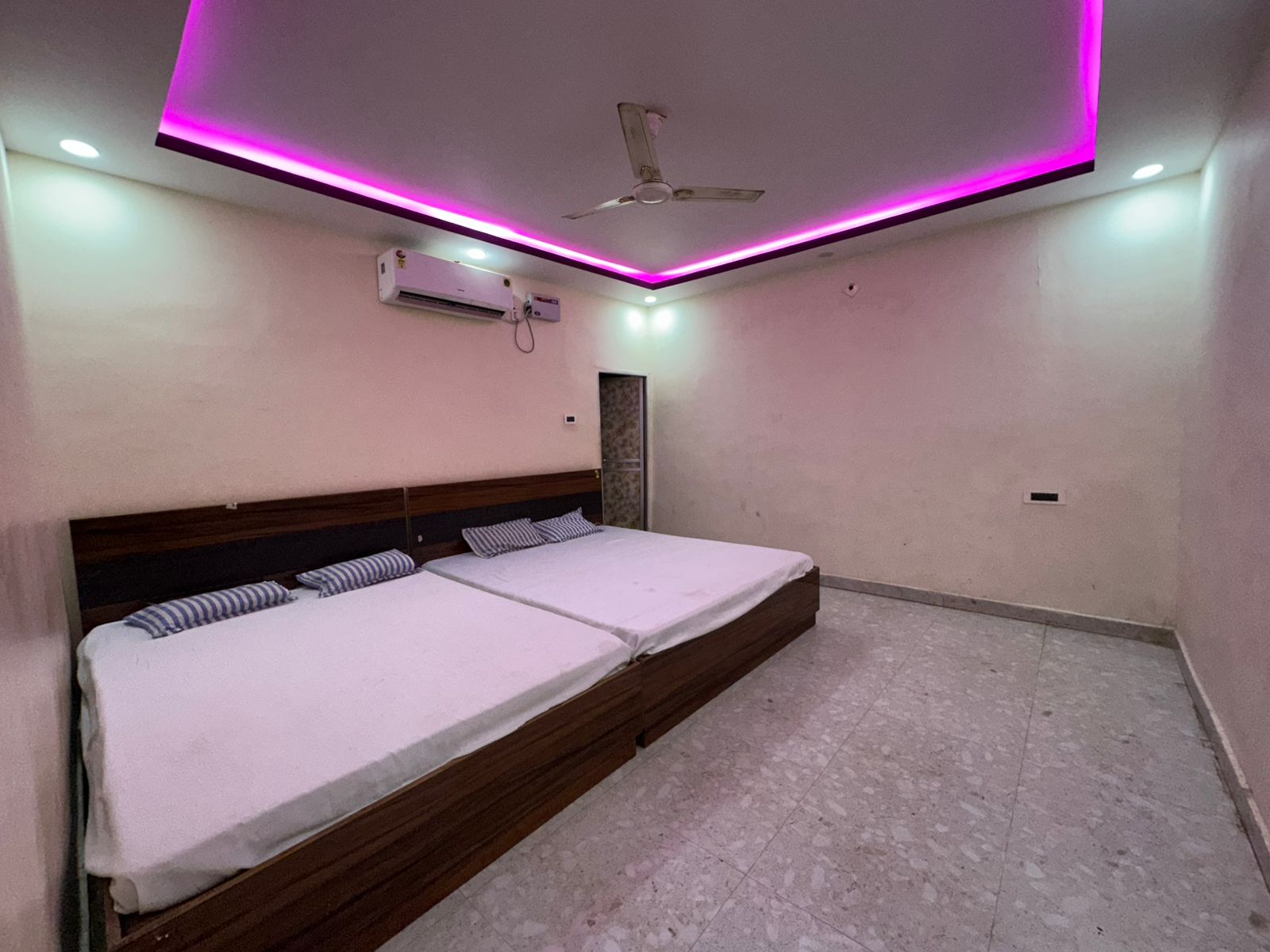 THE RAJ MAHAL BANQUET HALL - Tap to explore photos