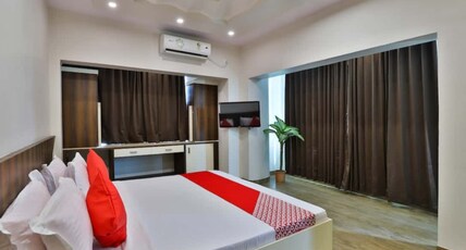 Hotel Centre Point Room Type - SUITE