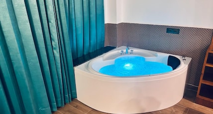 Sky Dance, Manali Pure Veg | AC & Heating | River & Valley Views Room Type - Valley View Elite Super Deluxe With Jacuzzi and Balcony Sky Dance, Manali Pure Veg | AC & Heating | River & Valley Views Room Type - Valley View Elite Super Deluxe With Jacuzzi and Balcony