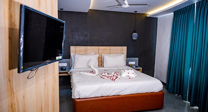 Hotel  Prabhupada Room Type - Executive Room Front Sea Facing