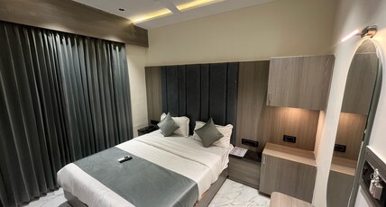 Hotel Pulse Town Room Type - Deluxe Rooms