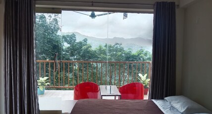 Cloudscape Homestay, Panchalimedu Room Type - Ground Floor Room with Balcony