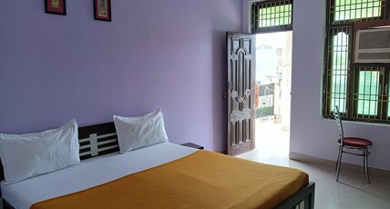 Varuna Palace | Near Mandir & Ghat's Room Type - Deluxe Room with balcony
