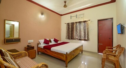 Hotel Surya Inn, 900mtrs from Konark Temple Room Type - Deluxe AC Room