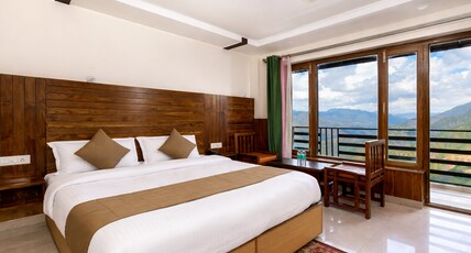Hotel forest view and restaurant @ 15mins drive from Kempty fall Room Type - Executive Room(with balcony and mountain view) Hotel forest view and restaurant @ 15mins drive from Kempty fall Room Type - Executive Room(with balcony and mountain view)