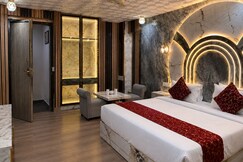 Hotel Raj Palace at Delhi Airport