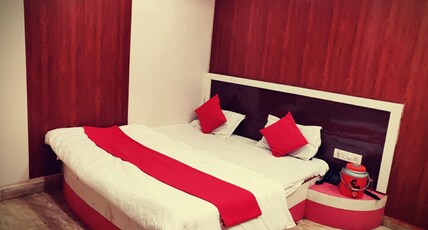 Shiv Krishna Homestay Room Type - Deluxe non AC room