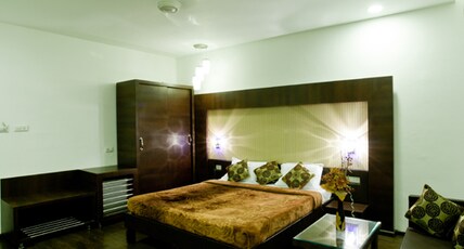 Hotel Surpin Palace Room Type - Premier Room