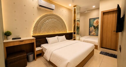 Hotel Shree Maya Comfort Inn Room Type - Family Room