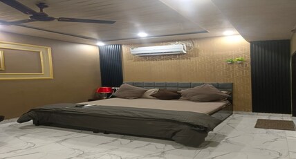 MANNAT RESIDENCY Room Type - Standard